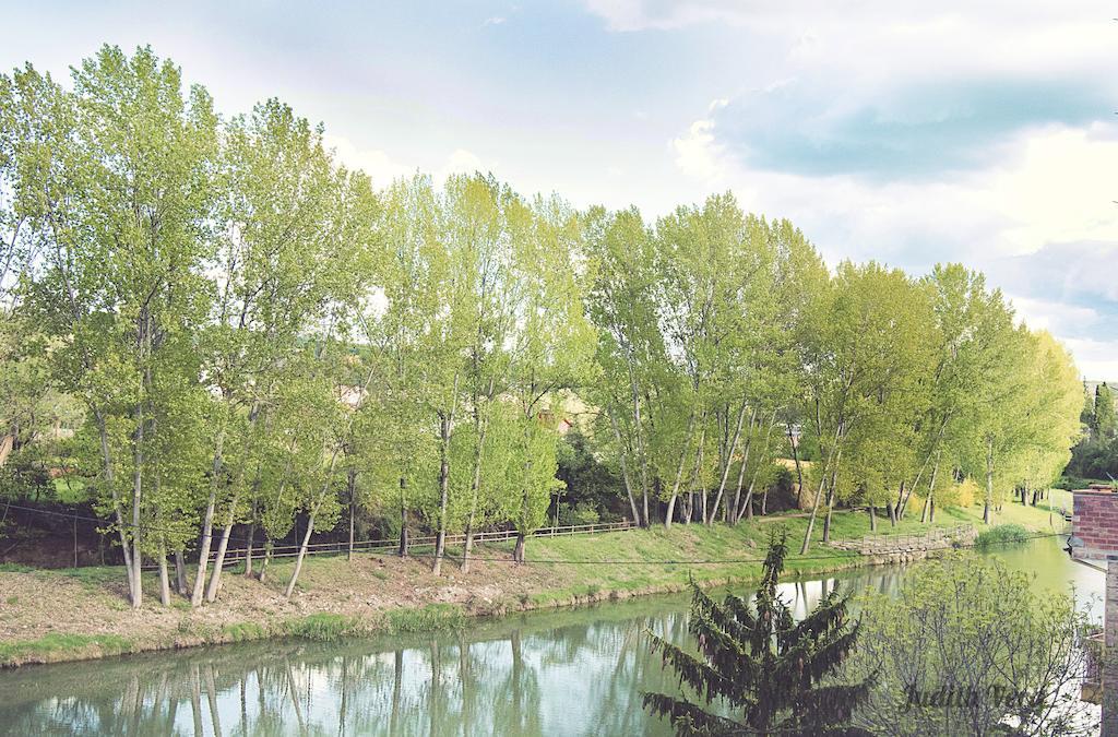 Hostal 1888 Gironella Dış mekan fotoğraf