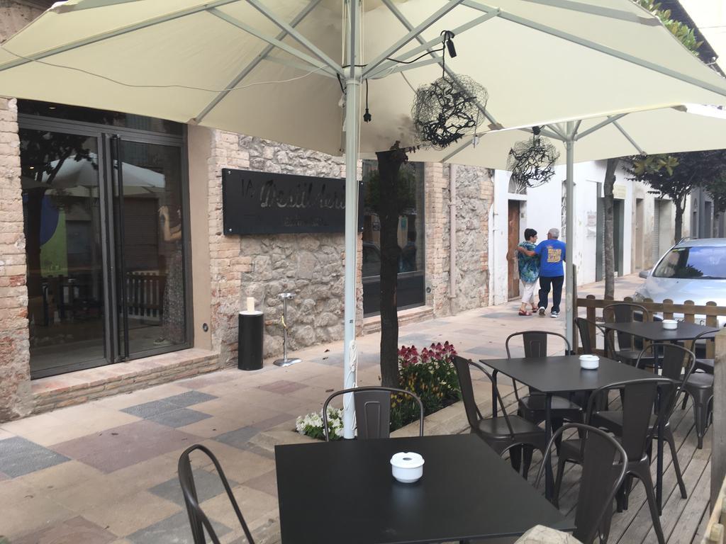 Hostal 1888 Gironella Dış mekan fotoğraf